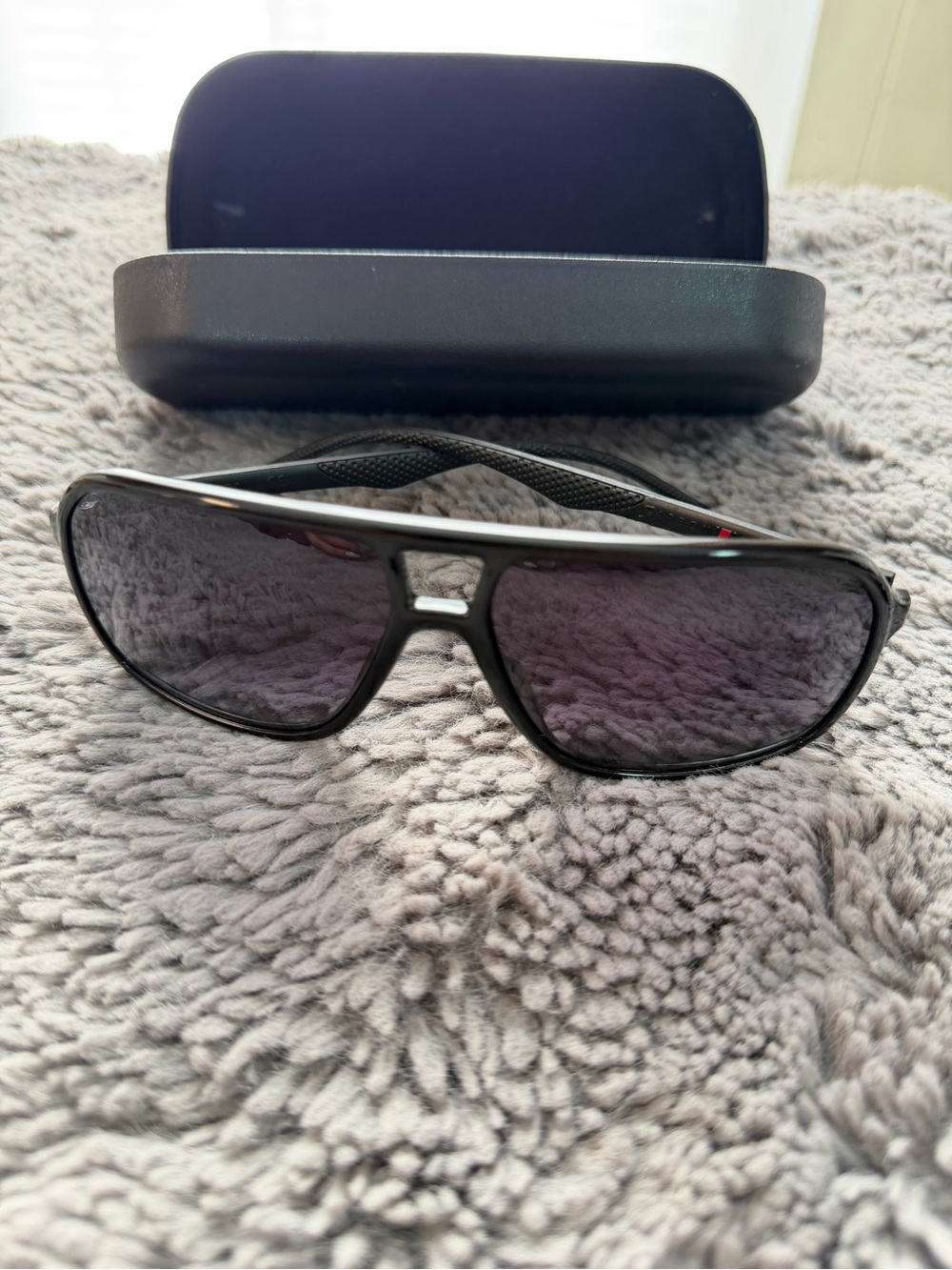 Carrera Black Men's Aviator Sunglasses with Dark Lenses